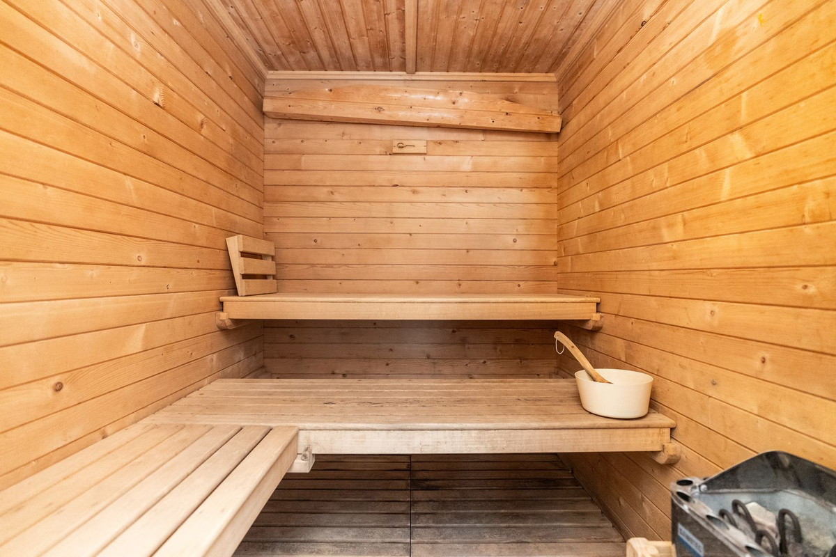 32474881f51674737b70d5dac10f21cc - 26