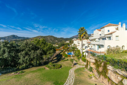 32474881f51674737b70d5dac10f21cc - 30