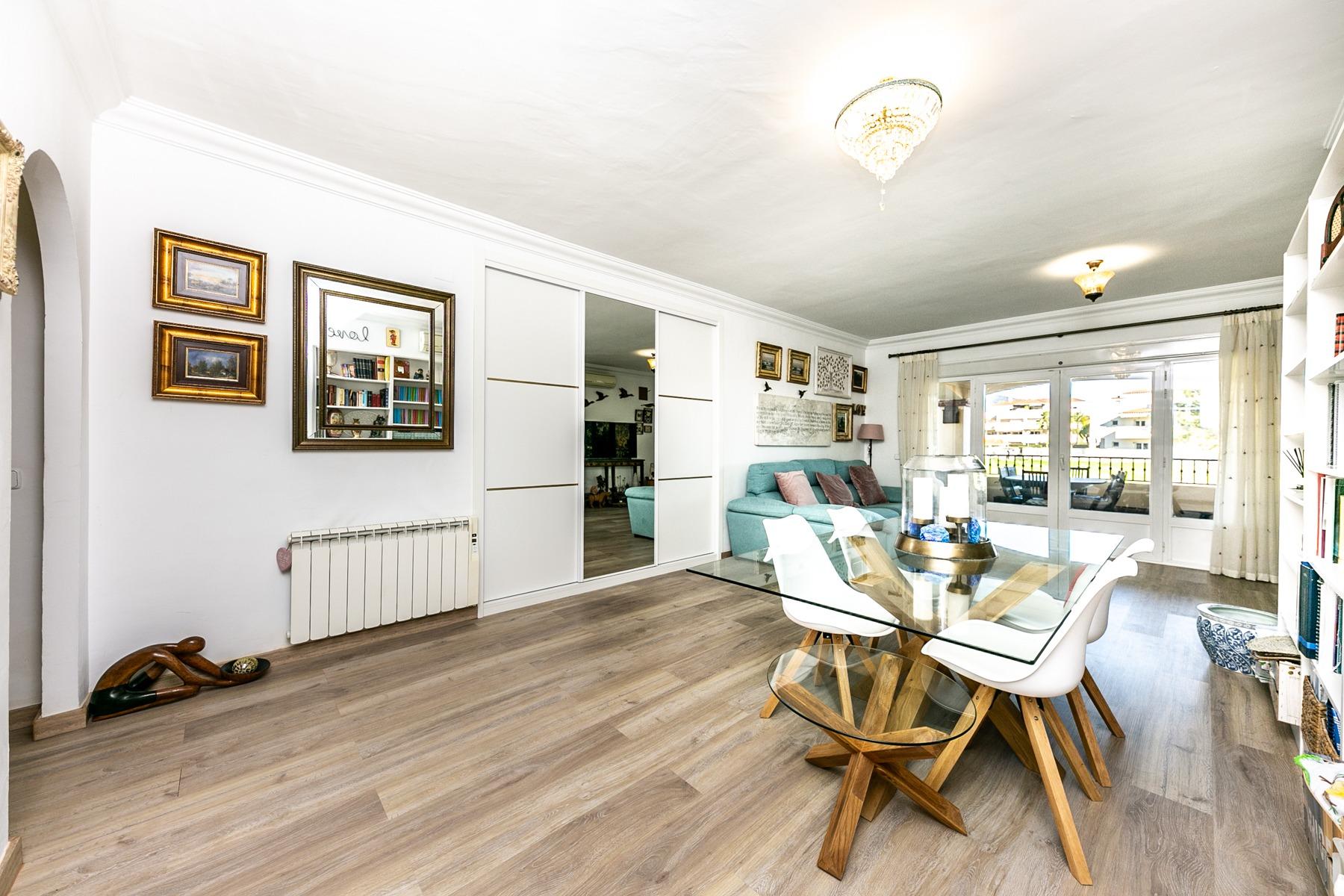 332ab04868b84fe4302d39dc27545979 - 11