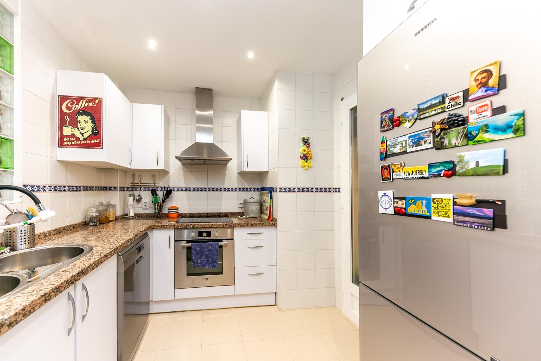 332ab04868b84fe4302d39dc27545979 - 13