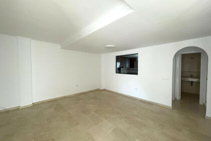 37112db11672464d4424b84ab99f3bdb - 10