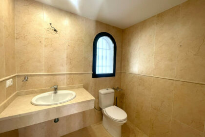 37112db11672464d4424b84ab99f3bdb - 17