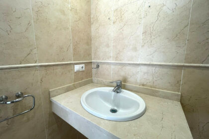 37112db11672464d4424b84ab99f3bdb - 18