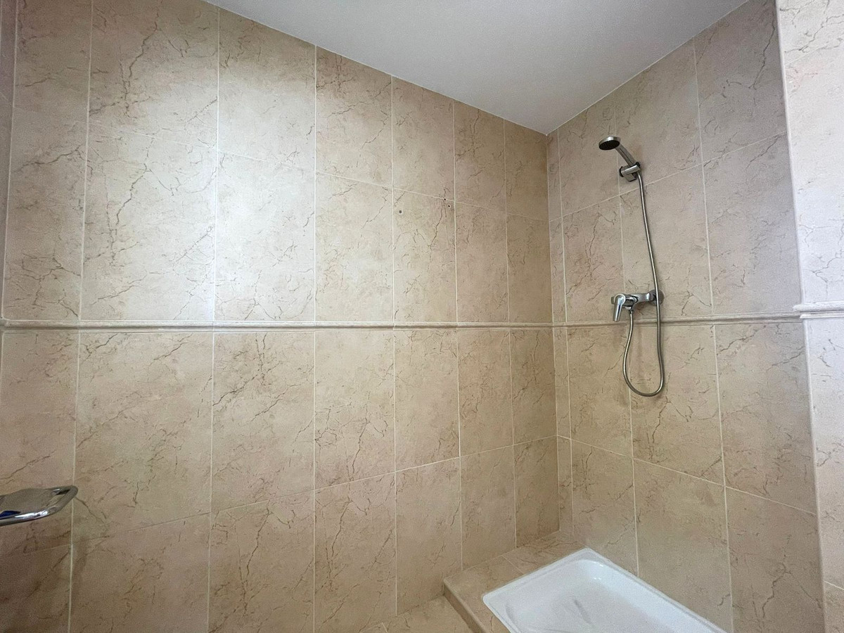 37112db11672464d4424b84ab99f3bdb - 19