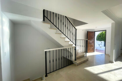 37112db11672464d4424b84ab99f3bdb - 2