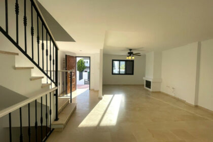 37112db11672464d4424b84ab99f3bdb - 3