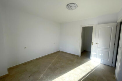 37112db11672464d4424b84ab99f3bdb - 30