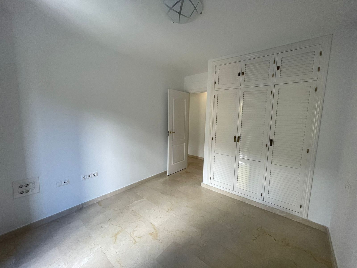 37112db11672464d4424b84ab99f3bdb - 36