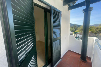 37112db11672464d4424b84ab99f3bdb - 39