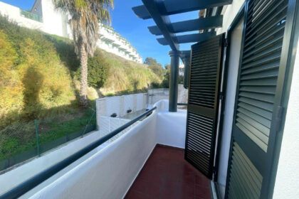 37112db11672464d4424b84ab99f3bdb - 40