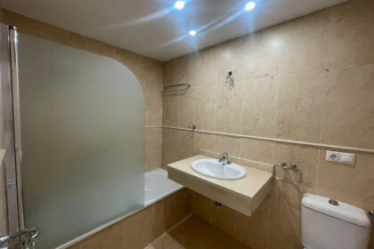 37112db11672464d4424b84ab99f3bdb - 45