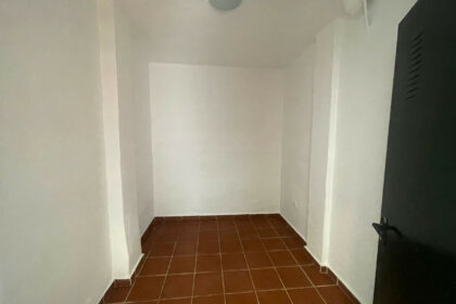 37112db11672464d4424b84ab99f3bdb - 50