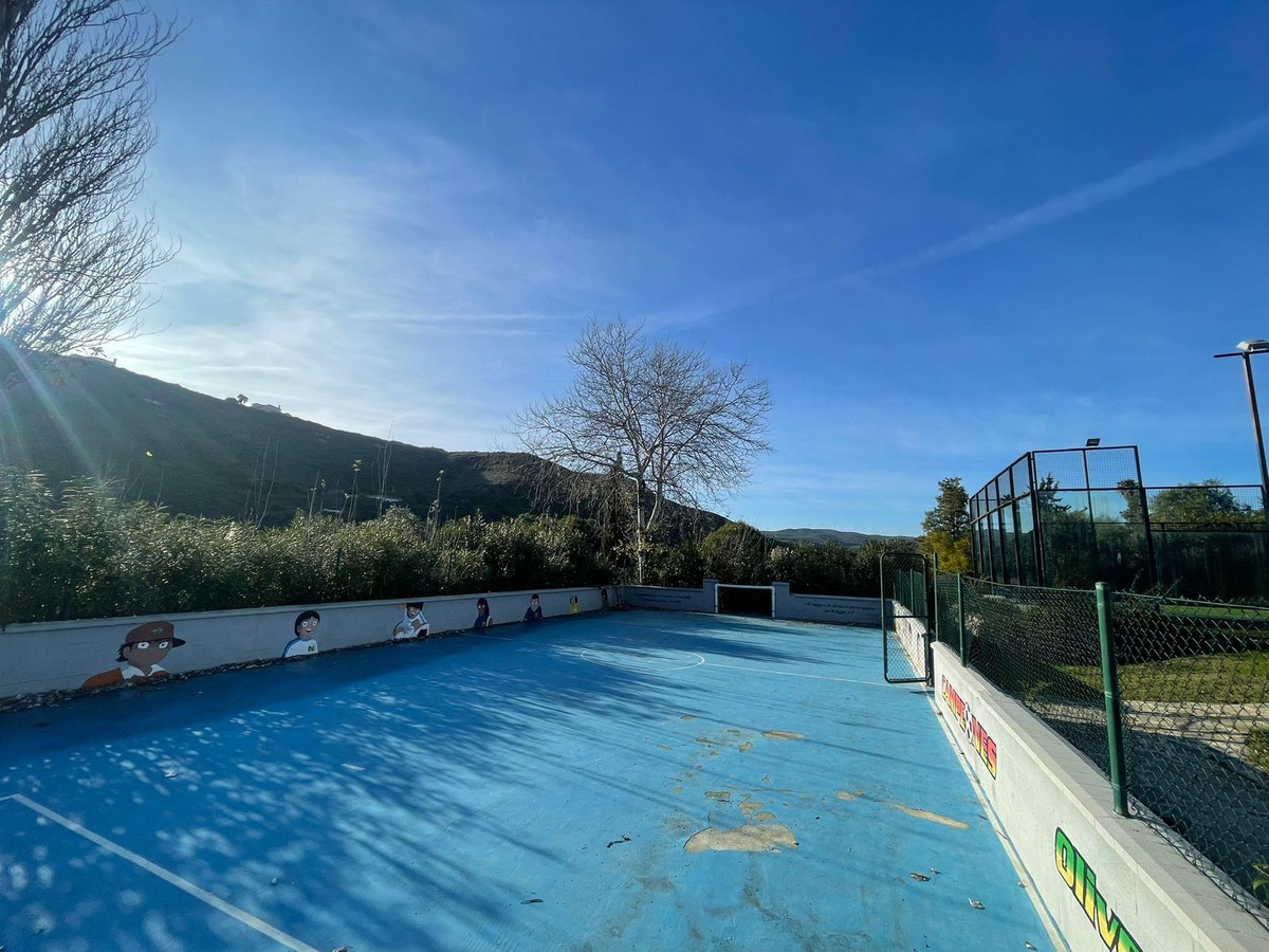 37112db11672464d4424b84ab99f3bdb - 57