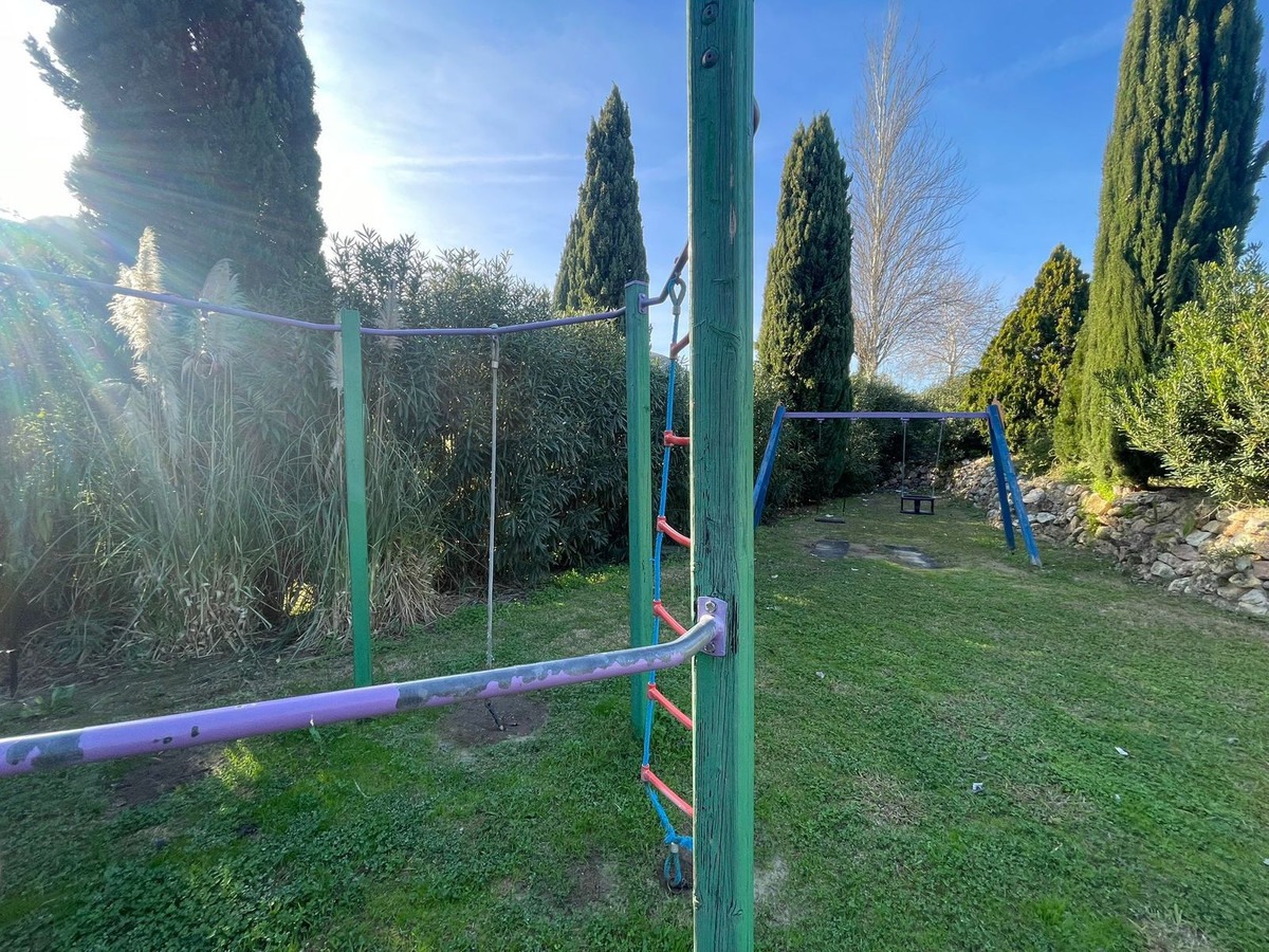 37112db11672464d4424b84ab99f3bdb - 63