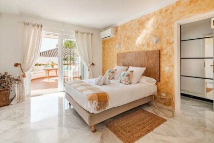 384d3e20098fcad4c9148914b854e869 - 16