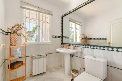 384d3e20098fcad4c9148914b854e869 - 21