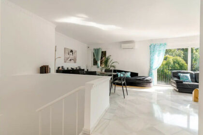 384d3e20098fcad4c9148914b854e869 - 9