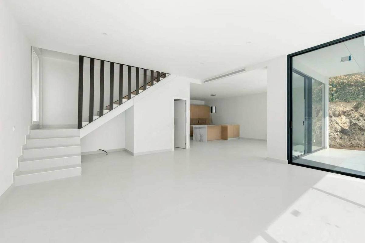 397d57433016042352baa29ea628213b - 10