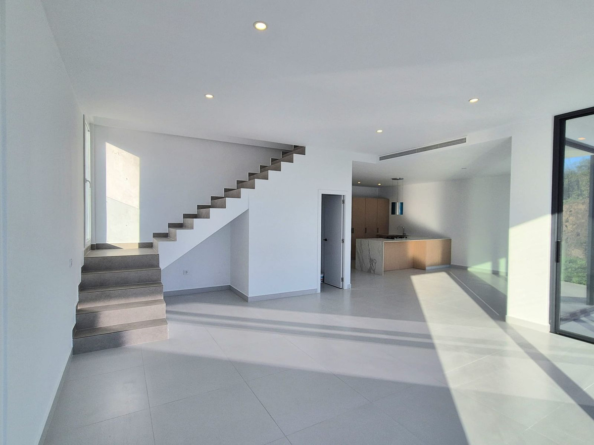 397d57433016042352baa29ea628213b - 5