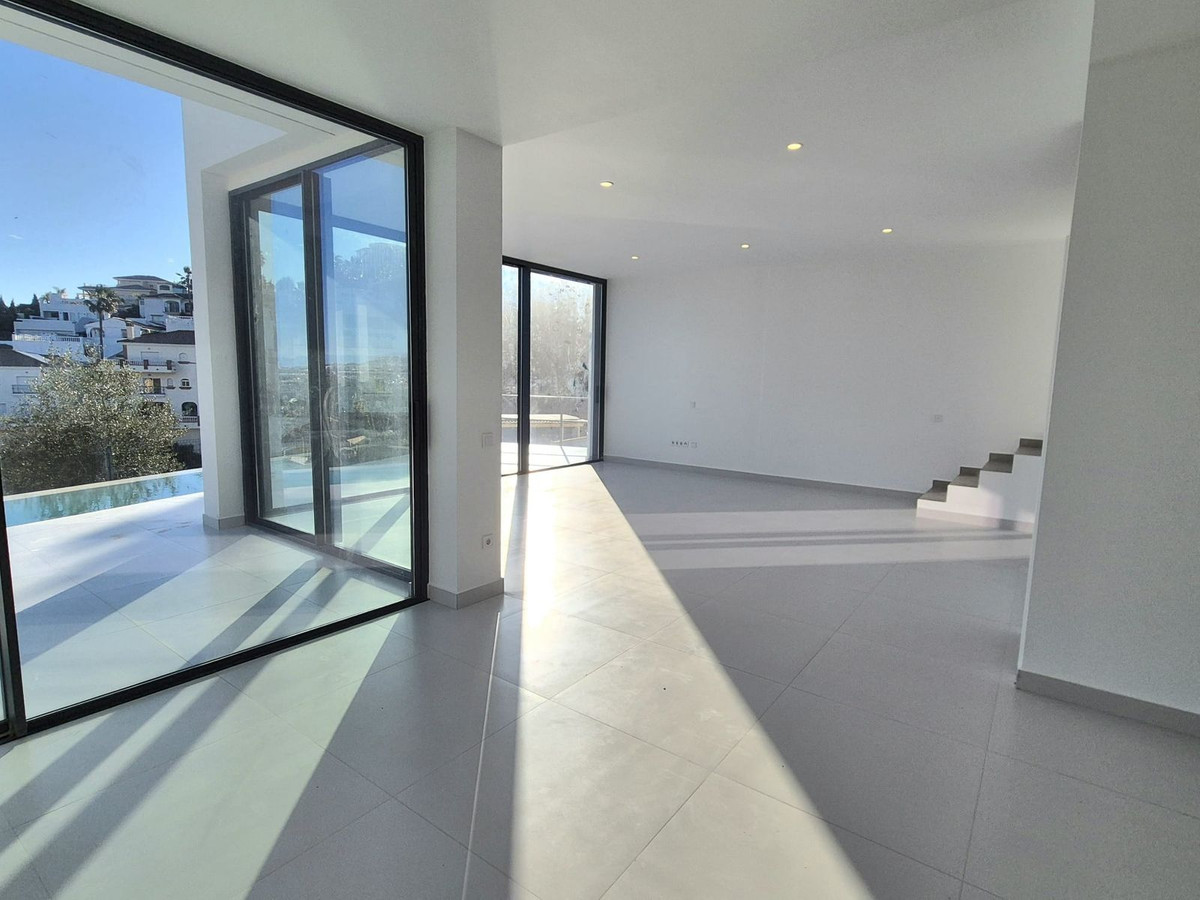 397d57433016042352baa29ea628213b - 7