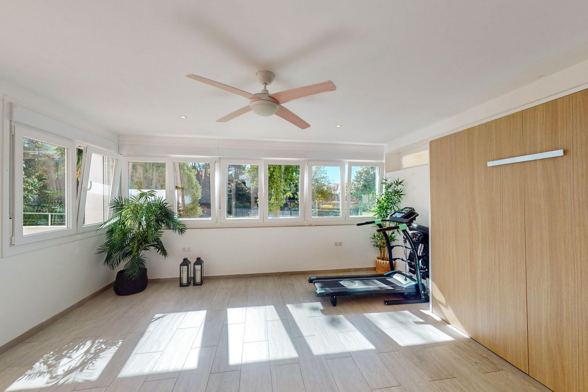 3aa72488ecb11b9fbfcdff8d4e64f615 - 18