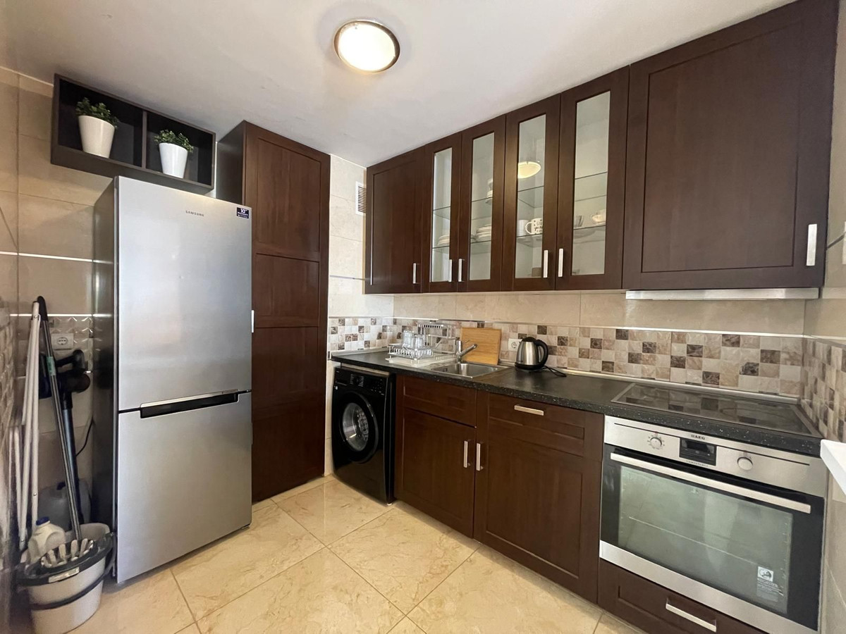 3ac2927c2ae7064d5609cd78e13cd217 - 12