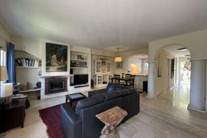 3be1dc2023615cee11653302a236c92f - 2