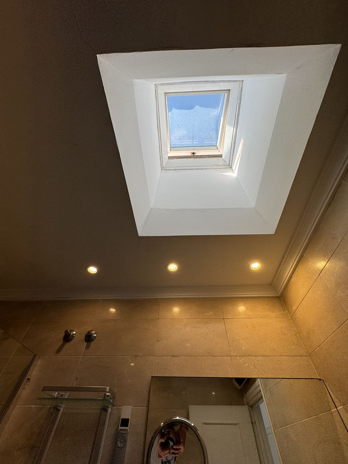 3be1dc2023615cee11653302a236c92f - 20