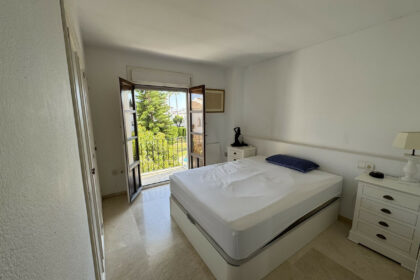 3be1dc2023615cee11653302a236c92f - 21