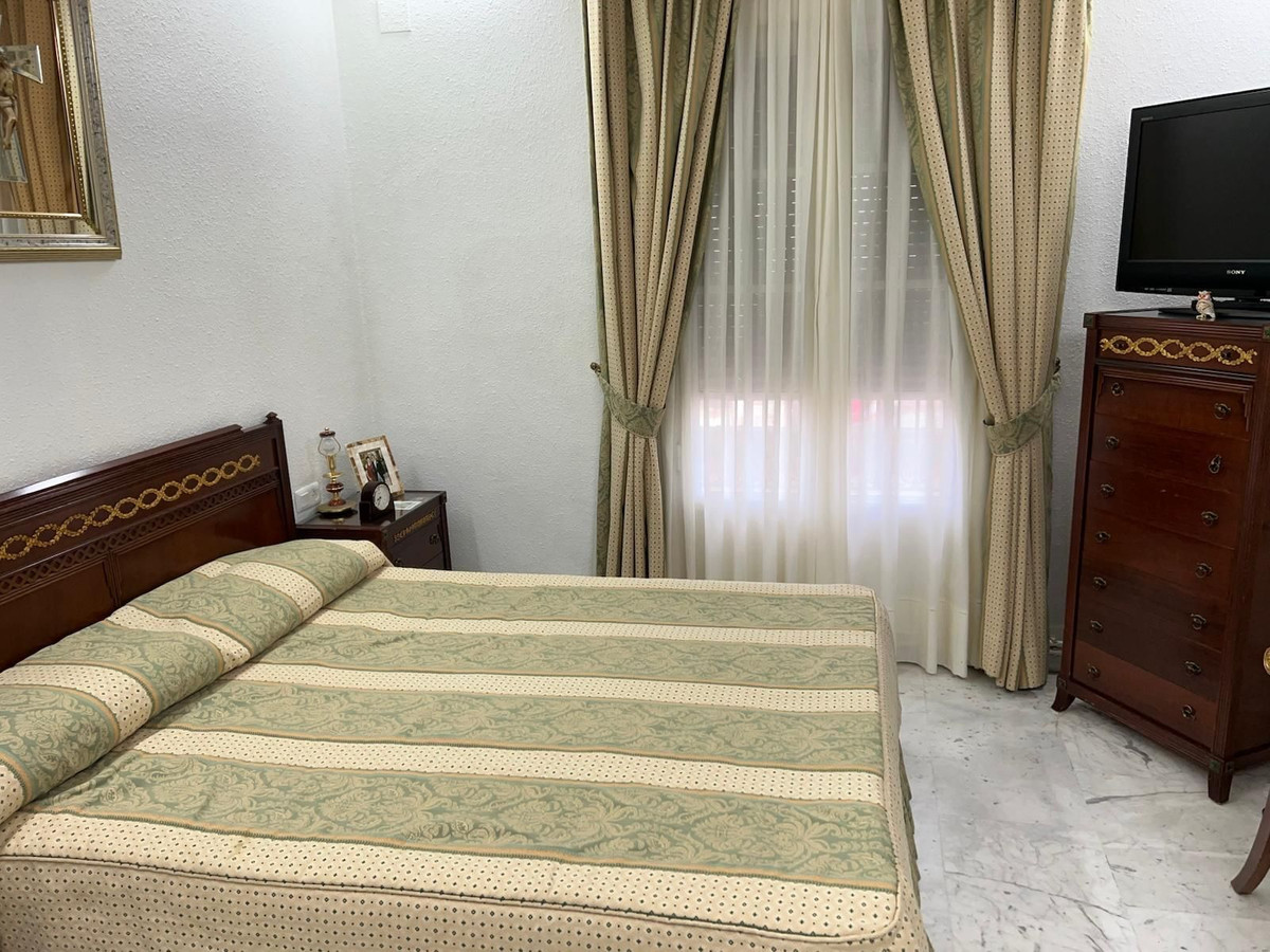 3c28fb51c90c3266507191dda9915274 - 24