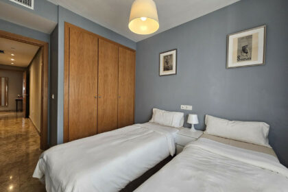 3d3e732e14ac564d5c626214639315d2 - 4