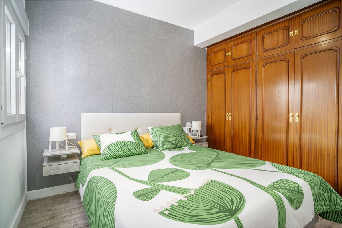 3d4862f26f3d3c8729c24590c70a60bf - 25