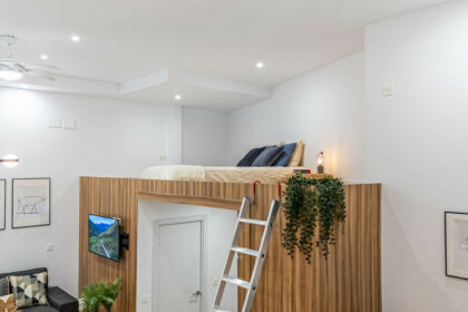 3fa99ade78a1a8ff56165dafea146b51 - 12