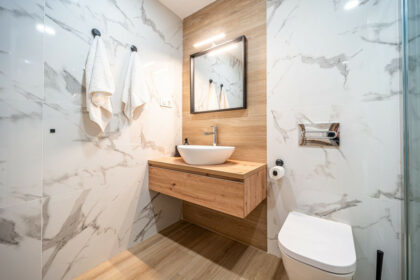 3fa99ade78a1a8ff56165dafea146b51 - 17