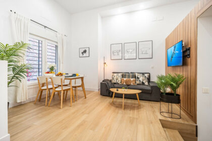 3fa99ade78a1a8ff56165dafea146b51 - 2