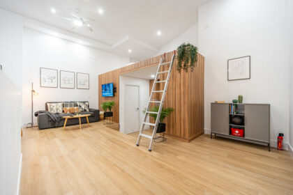 3fa99ade78a1a8ff56165dafea146b51 - 5