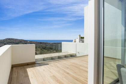 40a1a27512764b124f225bde272aade5 - 15