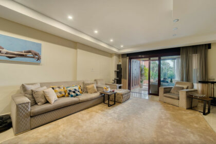 467169d317b86c083ce81f2dfdd8fc27 - 13