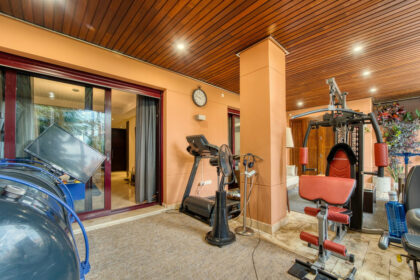 467169d317b86c083ce81f2dfdd8fc27 - 17