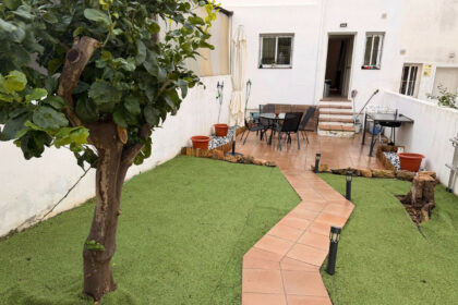 48bdccf3c5e51f00124f7d42b7d81a4e - 1