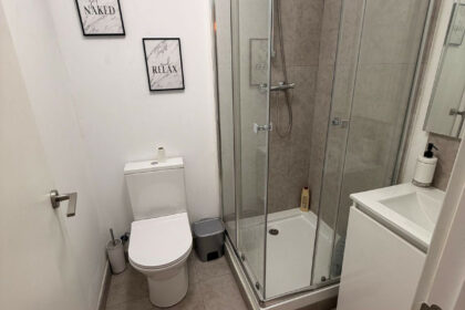 48bdccf3c5e51f00124f7d42b7d81a4e - 10