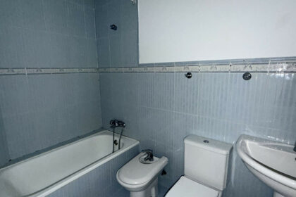 48caae6c51532795fc4023d70b28db9f - 33