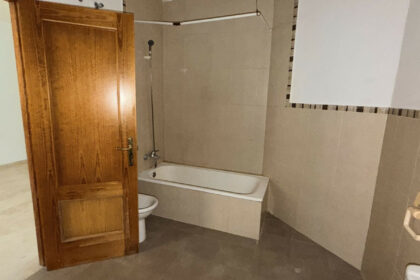 48caae6c51532795fc4023d70b28db9f - 41