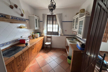 4c158c03fbcb71aaa8aec45e11dc1bb0 - 32