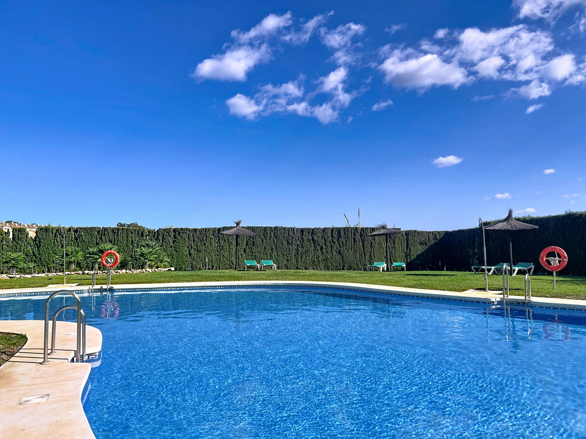 4ffb393df7a33f4f5ab5c512bfb62f2f - 17