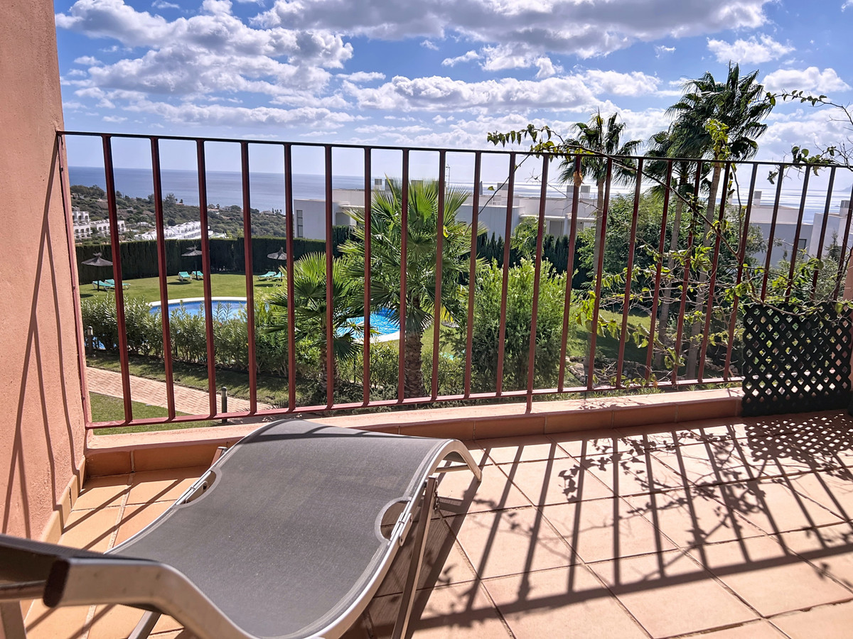 4ffb393df7a33f4f5ab5c512bfb62f2f - 18