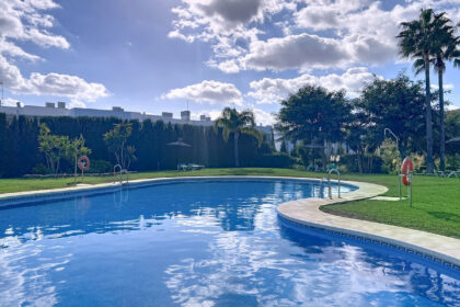 4ffb393df7a33f4f5ab5c512bfb62f2f - 24