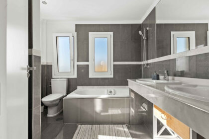 500ac375c3a623f5578459482c6c3a90 - 18