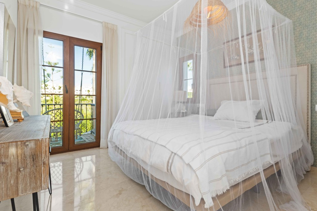 500ac375c3a623f5578459482c6c3a90 - 22