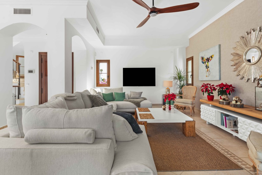 500ac375c3a623f5578459482c6c3a90 - 3